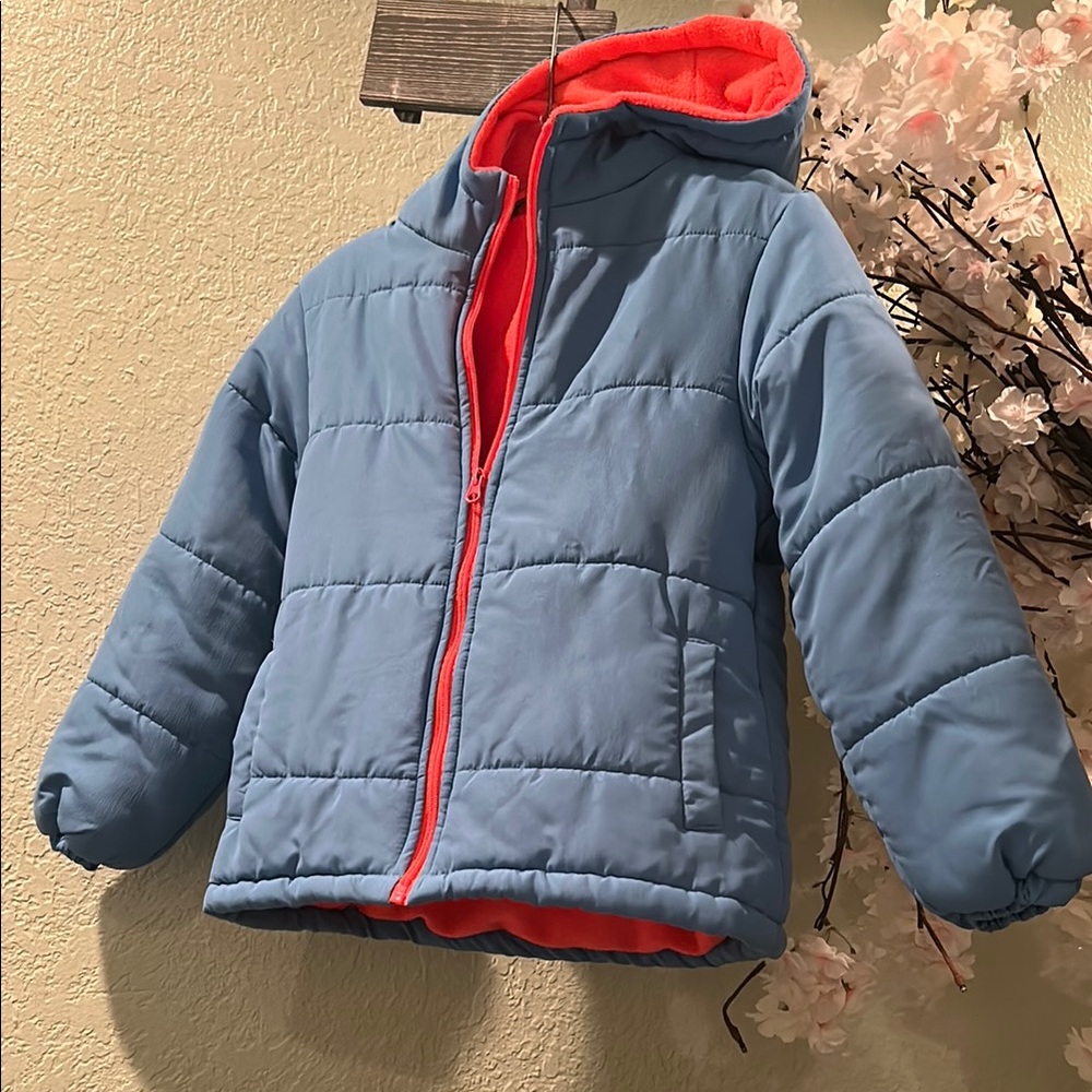 Warm Blue and Orange Puffer Jacket with Sporty Style